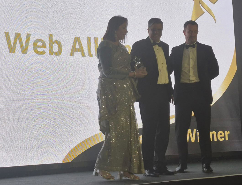Web Alliance wins Customer Commitment Award at Northamptonshire Business Awards